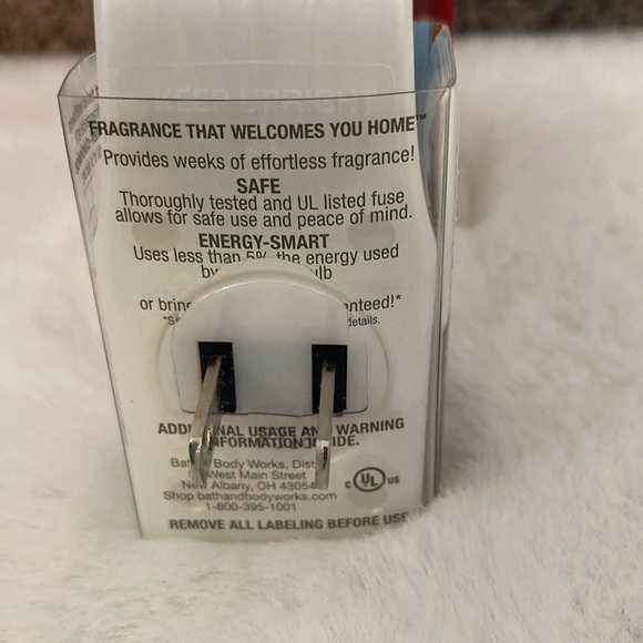 Bath and Body Works Christmas 2023 Santa Mail Light Up Wallflower Plug - Picture 6 of 7